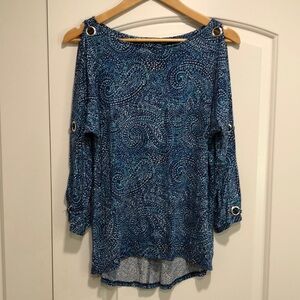 NWOT - CABLE & GAUGE Blue Paisley Cold Shoulder Women's Top
